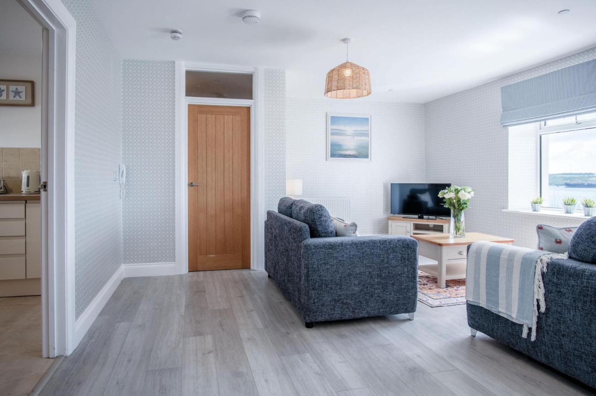 Haven View - 2 Bedroom Apartment - Milford Haven Luaran gambar